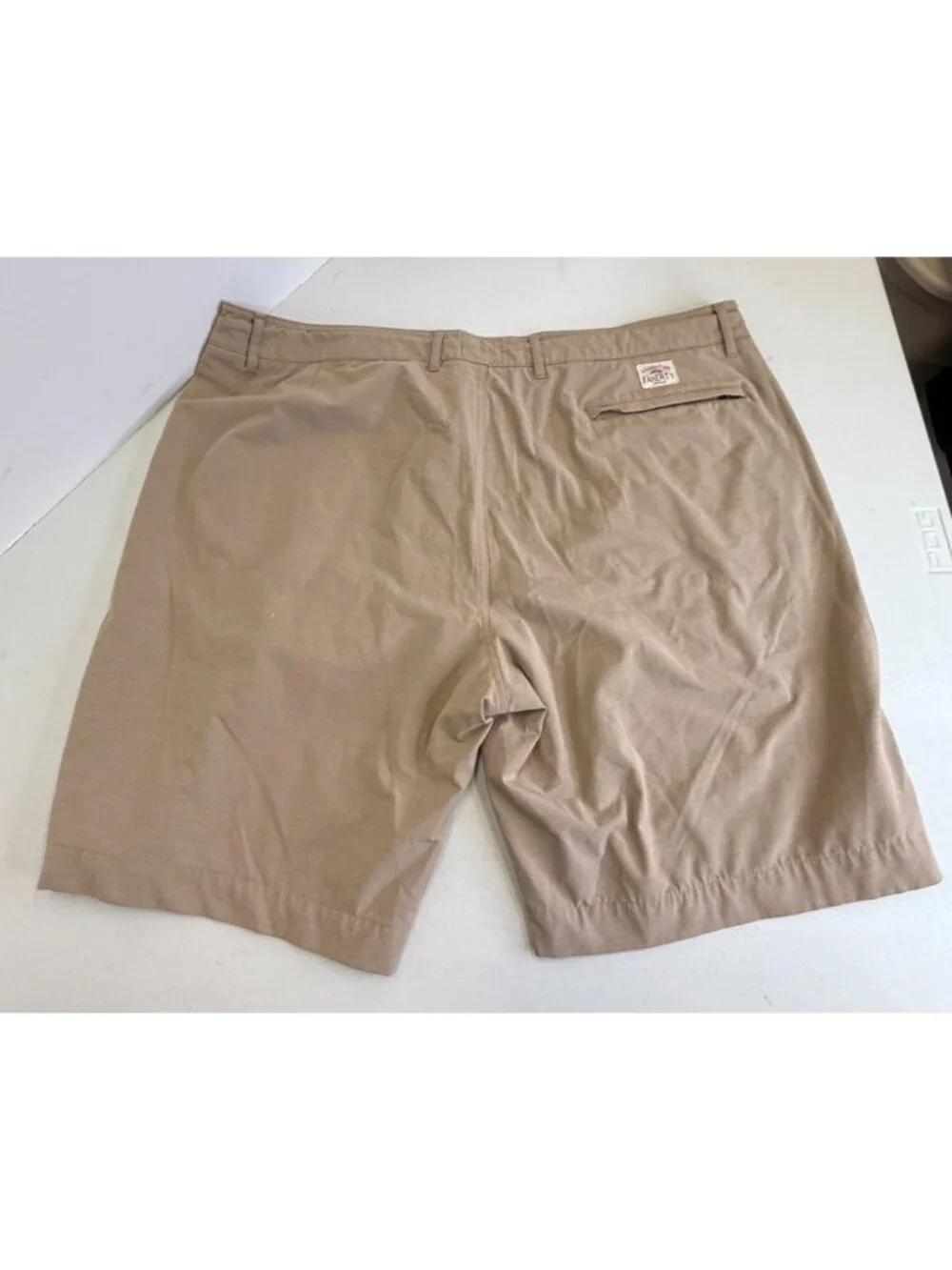 Faherty All Day Shorts Mens 40 Khaki Tan Performance Stretch Casual Lightweight